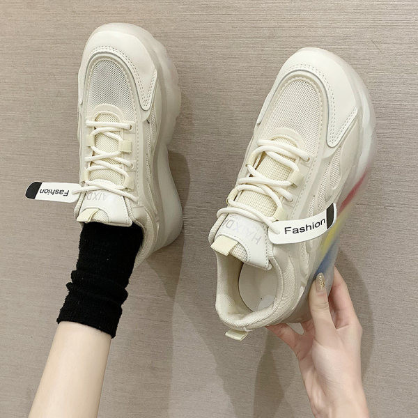 Γυναικεία γυναικεία αθλητικά παπούτσια με κορδόνια και απλικέ χρώμα