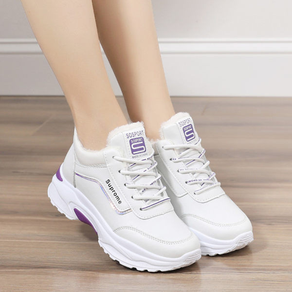 Νέο μοντέλο γυναικεία αθλητικά παπούτσια με κορδόνια