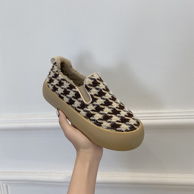 Naiste ruudulised platvormiga tossud