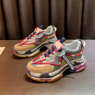 Võrgusilma ja kõrge tallaga naiste tossud