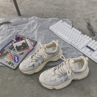 Casual αθλητικά παπούτσια για γυναίκες από οικολογικό δέρμα και υφάσματα