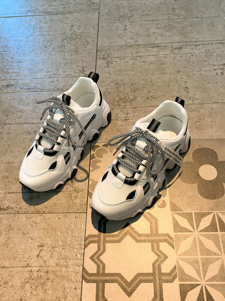 Naiste hingavad tossud 5 cm platvormiga