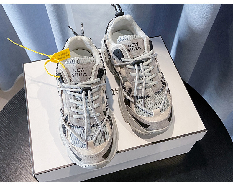 Γυναικεία casual αθλητικά παπούτσια με κορδόνια και τραχιά σόλα σε τρία χρώματα