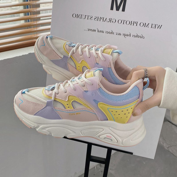 Πολύχρωμα γυναικεία αθλητικά παπούτσια με ψηλή σόλα και κορδόνια