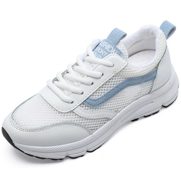 Γυναικεία αθλητικά πάνινα παπούτσια με τραχιά σόλα και κορδόνια