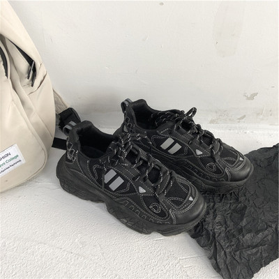 Casual γυναικεία αθλητικά παπούτσια κατασκευασμένα από οικολογικό δέρμα και υφάσματα