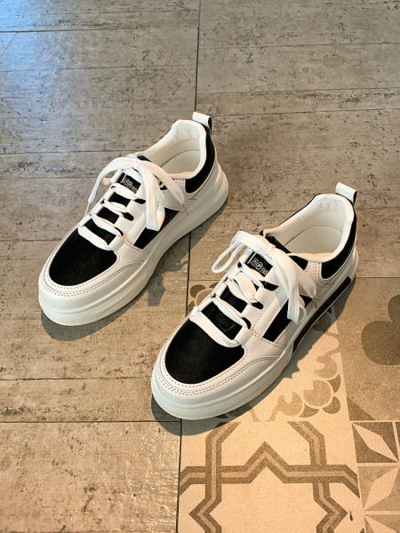 Casual γυναικεία αθλητικά παπούτσια με επίπεδη σόλα