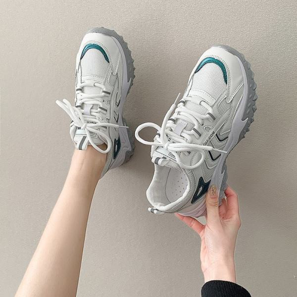 Σπορ και casual αθλητικά παπούτσια με πλέγμα και τραχιά σόλα