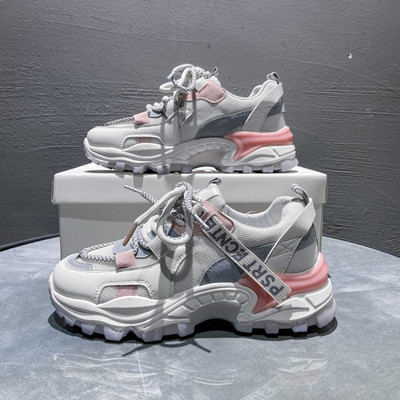 Uus mudel võrgu ja paeltega naiste tossud