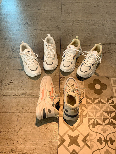 Casual γυναικεία αθλητικά παπούτσια με κορδόνια και επίπεδη σόλα