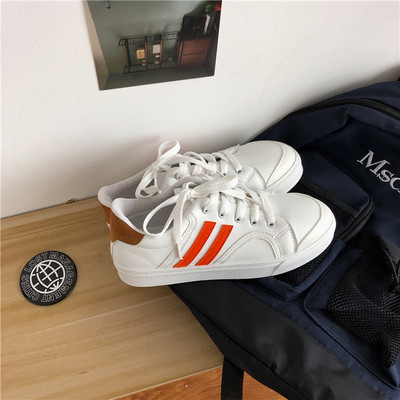 Casual μοντέλο αθλητικά  παπούτσια από οικολογικό δέρμα με επίπεδη σόλα