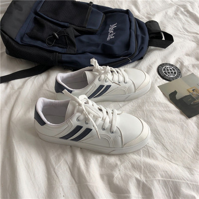 Casual μοντέλο αθλητικά  παπούτσια από οικολογικό δέρμα με επίπεδη σόλα