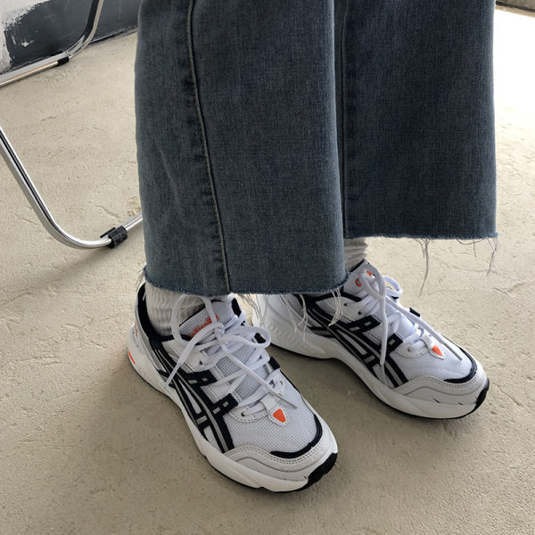 Καλοκαιρινά αναπνεύσιμα αθλητλιτικά παπούτσια κατάλληλα για τρέξιμο