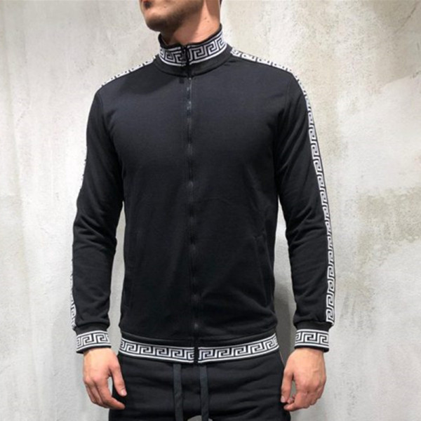 Κομψό ανδρικό φούτερ με κουκούλα