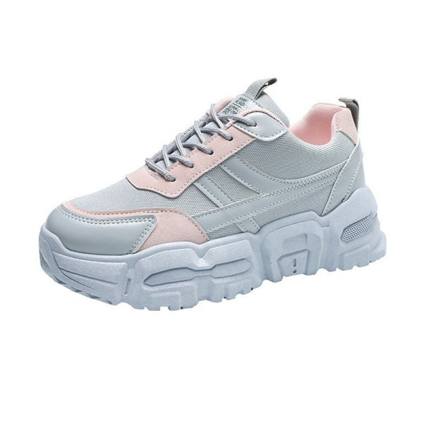 Naiste kõrge talla ja võrguga tossud