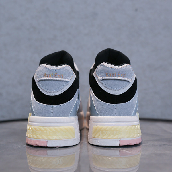 Γυναικεία casual αθλητικά παπούτσια από οικολογικό σουέτ με κορδόνια και επίπεδη σόλα