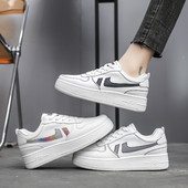 Γυναικεία casual  αθλητικά  παπούτσια με κορδόνια σε λευκό χρώμα κατάλληλο για καλοκαίρι