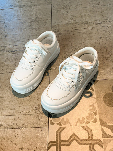 Casual  γυναικεία αθλητικά παπούτσια με επίπεδη σόλα