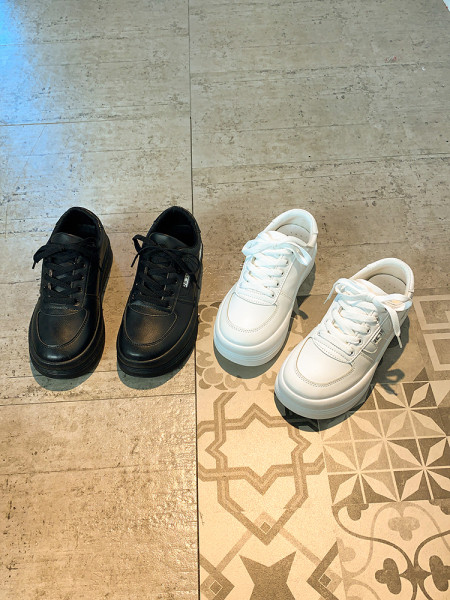 Casual  γυναικεία αθλητικά παπούτσια με επίπεδη σόλα