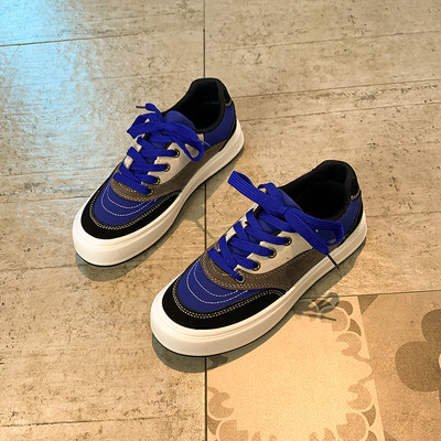 Casual γυναικεία αθλητικά παπούτσια με επίπεδη σόλα και πολύχρωμα κορδόνια