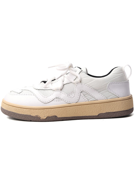 Naiste nahast tossud lameda talla ja paeltega