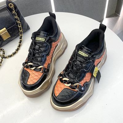 Casual αθλητικά παπούτσια από οικολογικό δέρμα με ψηλή σόλα