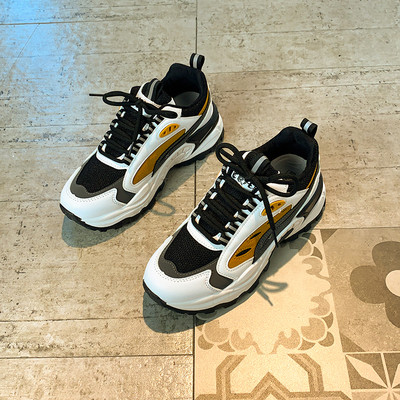 Καθημερινά γυναικεία αθλητικά παπούτσια με κορδόνια