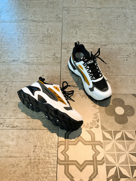 Καθημερινά γυναικεία αθλητικά παπούτσια με κορδόνια