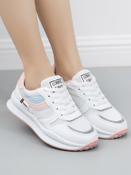 Νέο μοντέλο γυναικεία αθλητικά παποούτσια με επίπεδη σόλα και κορδόνια