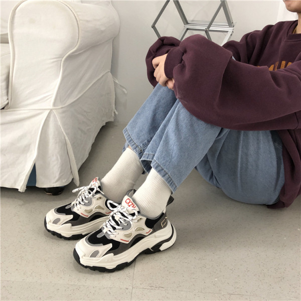 Καθημερινά αθλητικά γυναικεία παπούτσια 