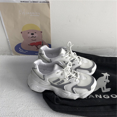 Öko-nahast ja tekstiilist valmistatud vabaaja hingavad tossud