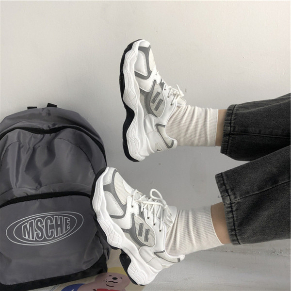 Öko-nahast ja tekstiilist valmistatud vabaaja hingavad tossud