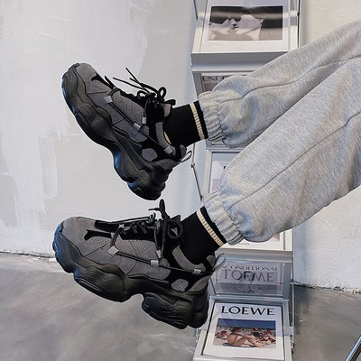 Pehme voodriga naiste tossud