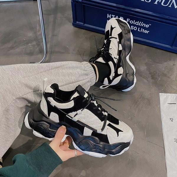 Pehme voodriga naiste tossud