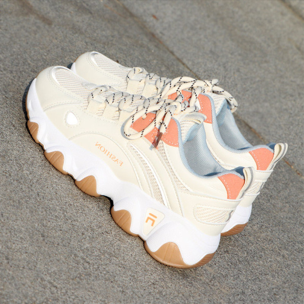 Casual γυναικεία αθλητικά παπούτσια με τραχιά σόλα και κορδόνια