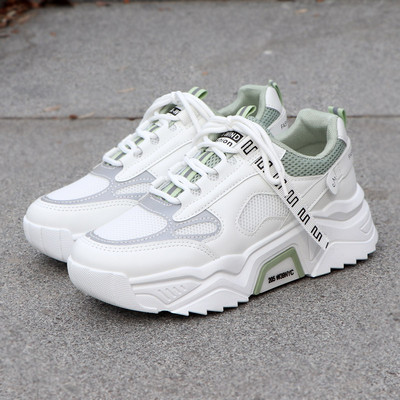 Νέο μοντέλο αθλητικά παπούτσια με παχιά σόλα σε δύο χρώματα