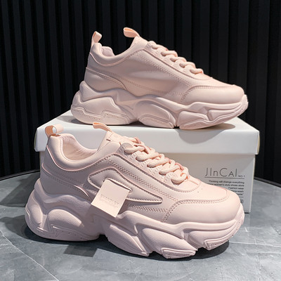 Γυναικεία αθλητικά παπούτσια με πλατφόρμα και κορδόνια