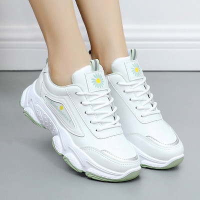 Ženske sportske tenisice od umjetne kože s printom tratinčica