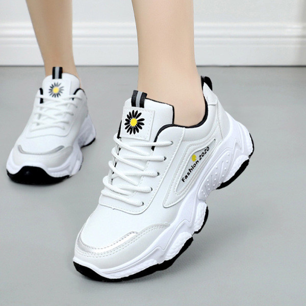 Ženske sportske tenisice od umjetne kože s printom tratinčica