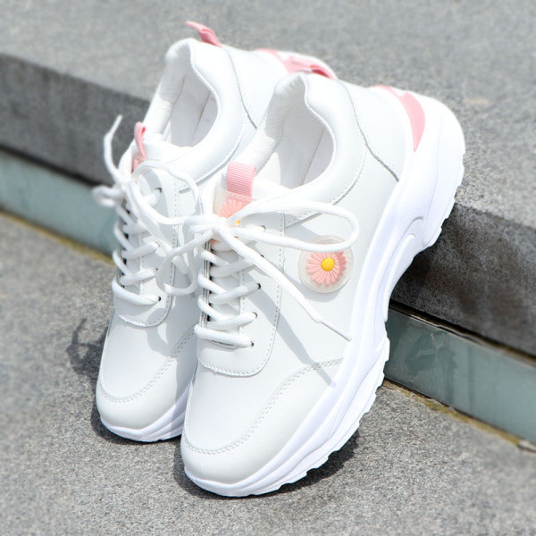 Μοντέρνα έκο δερμάτινα αθλητικά παπούτσια με κορδόνια σε λευκό  χρώμα