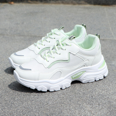 Casual γυναικεία πάνινα παπούτσια με τραχιά σόλα σε λευκό χρώμα