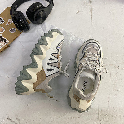 Καθημερινά αναπνευστικά αθλητικά παπούτσια με τραχιά σόλα