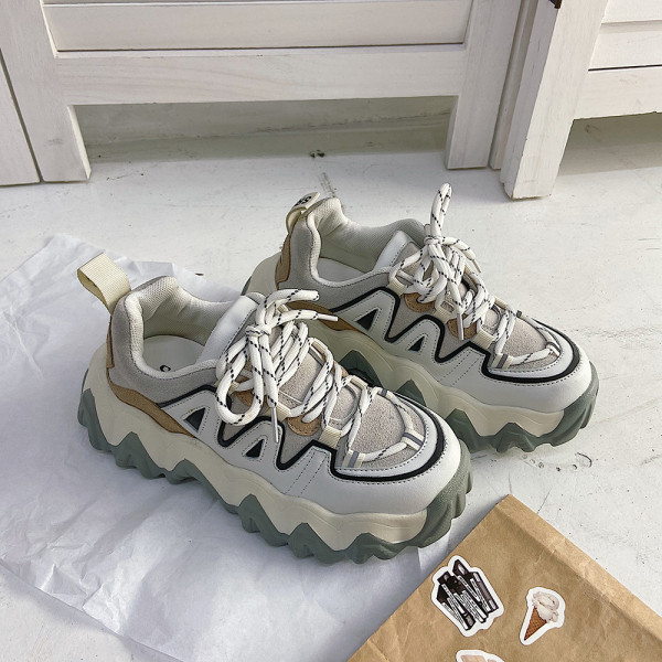 Καθημερινά αναπνευστικά αθλητικά παπούτσια με τραχιά σόλα