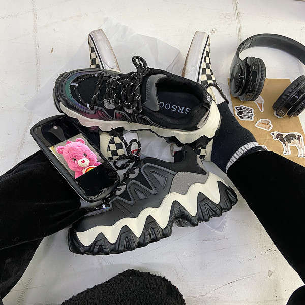 Καθημερινά αναπνευστικά αθλητικά παπούτσια με τραχιά σόλα