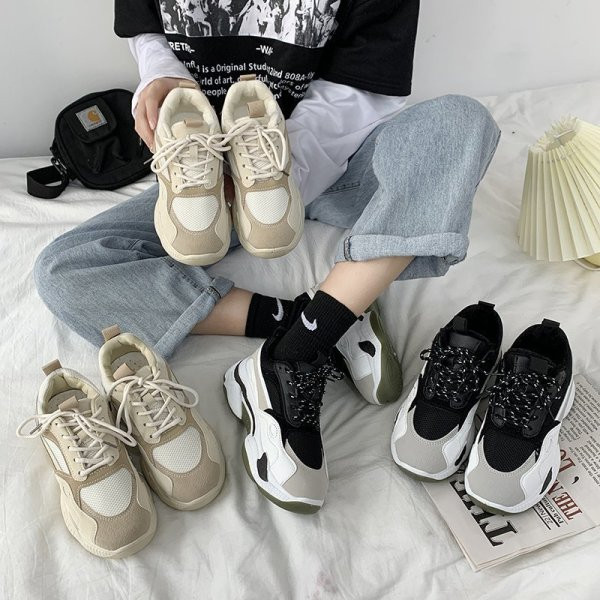 Casual γυναικεία αθλητικά παπούτσια από οικολογικό δέρμα με πλατφόρμα 5 cm