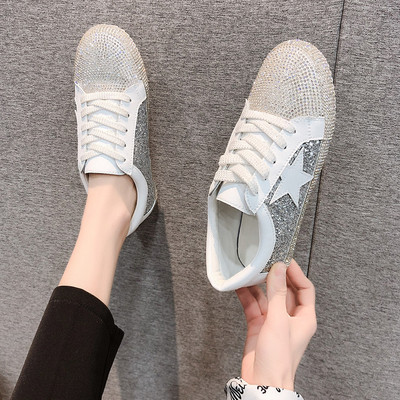 Γυναικεία casual αθλητικά παπούτσια με πέτρες και κορδόνια σε τρία χρώματα