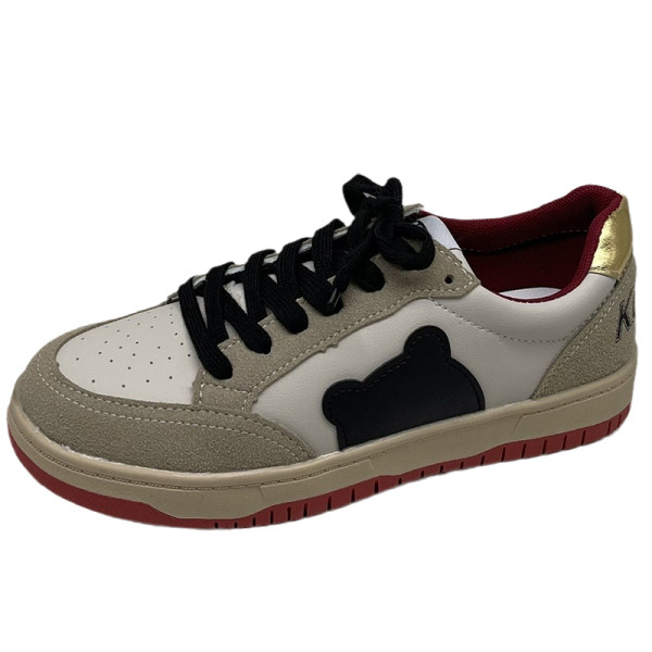 Casual αθλητικά παπούτσια σε επίπεδη σόλα