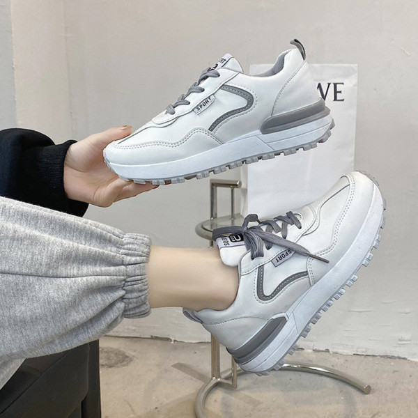 Suveks sobivate naiste tossude uus mudel