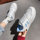 Γυναικεία έκο δερμάτινα αθλητικά παπούτσια με έμβλημα