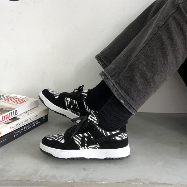 Casual αθλητικά παπούτσια με οικολογικό σουέτ και άνιμαλ πριντ